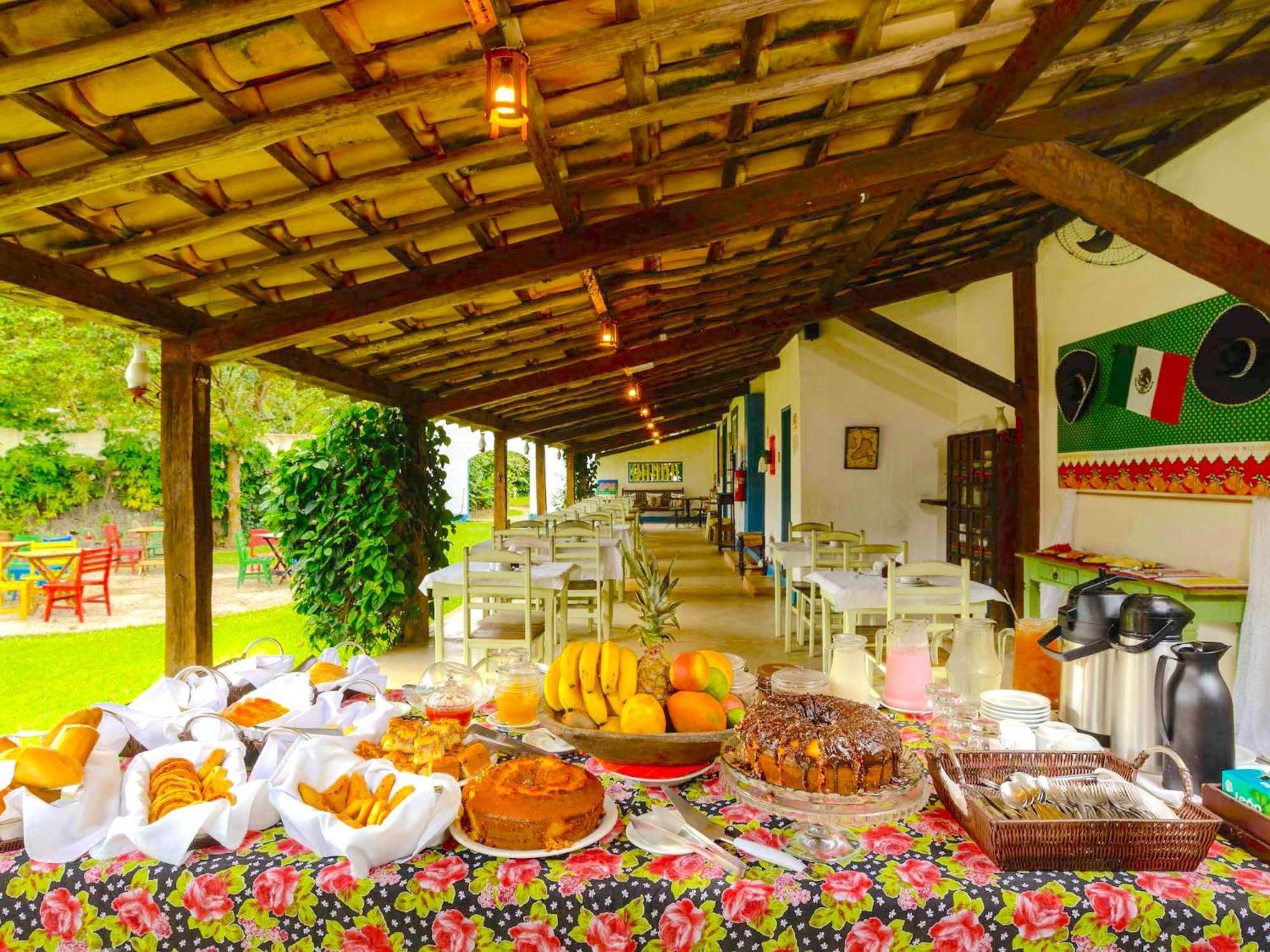 Velinn Pousada Bromelias Ilhabela Bagian luar foto