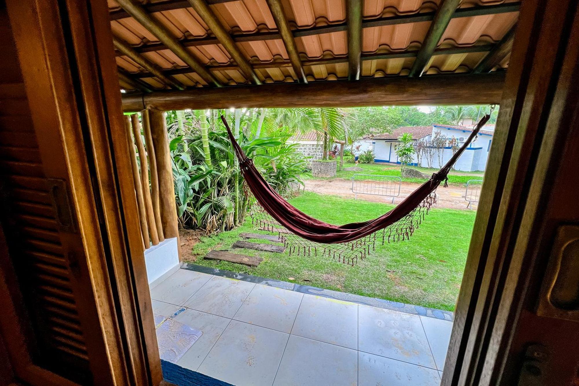 Velinn Pousada Bromelias Ilhabela Ruang foto